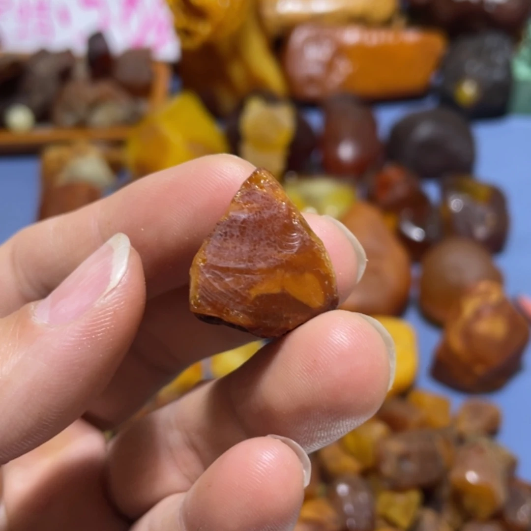 定制琥珀未镶嵌不****来原矿