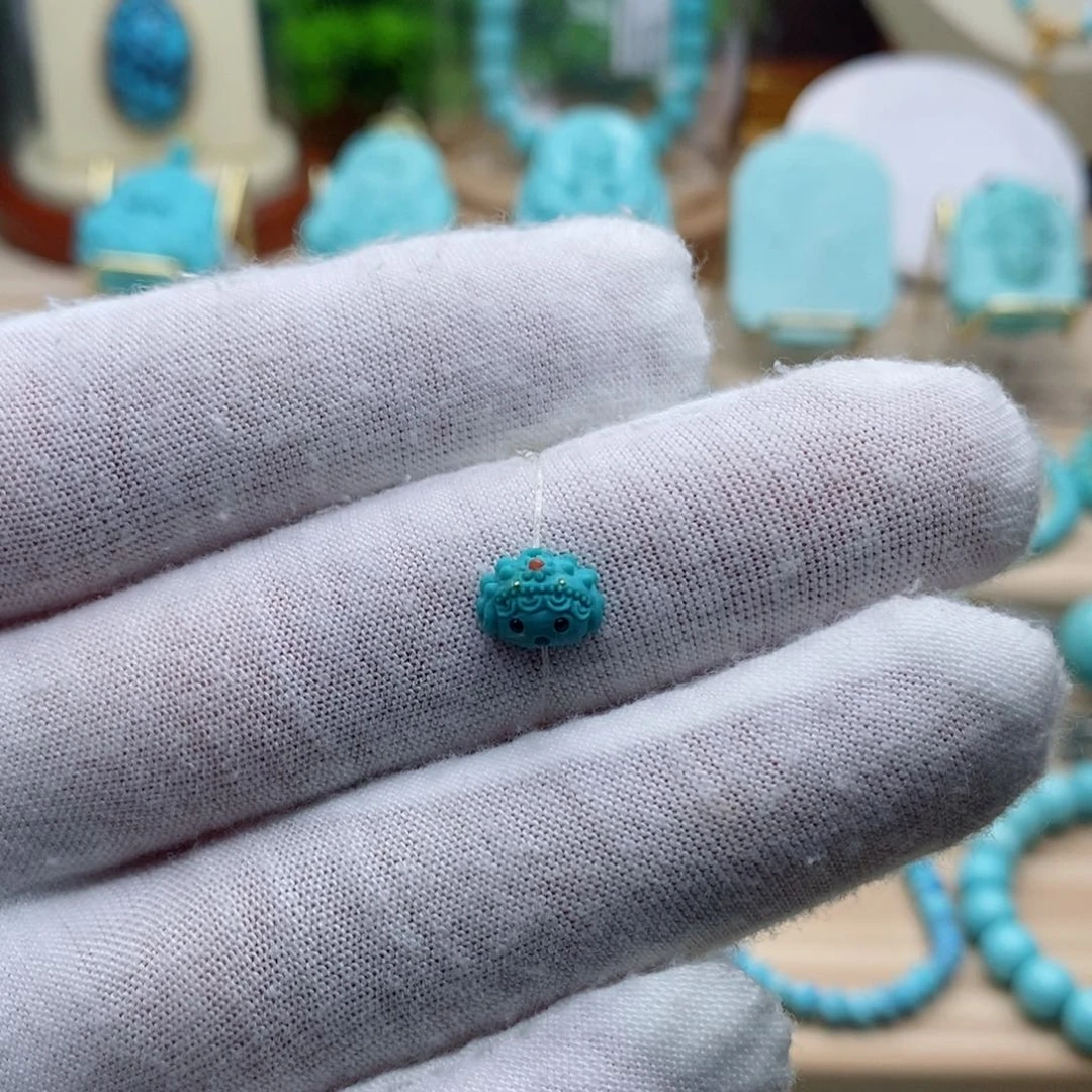 18K金镶嵌绿松石珠宝奇石