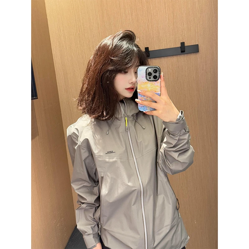 KSKM石灰色冲锋衣外套女2025春秋新款户外三合一情侣徒步登山服男