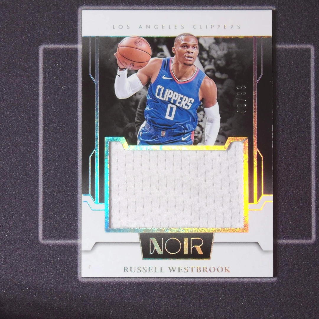 拉塞尔·威斯布鲁克 Noir 帕尼尼NBA国宝手提球星卡