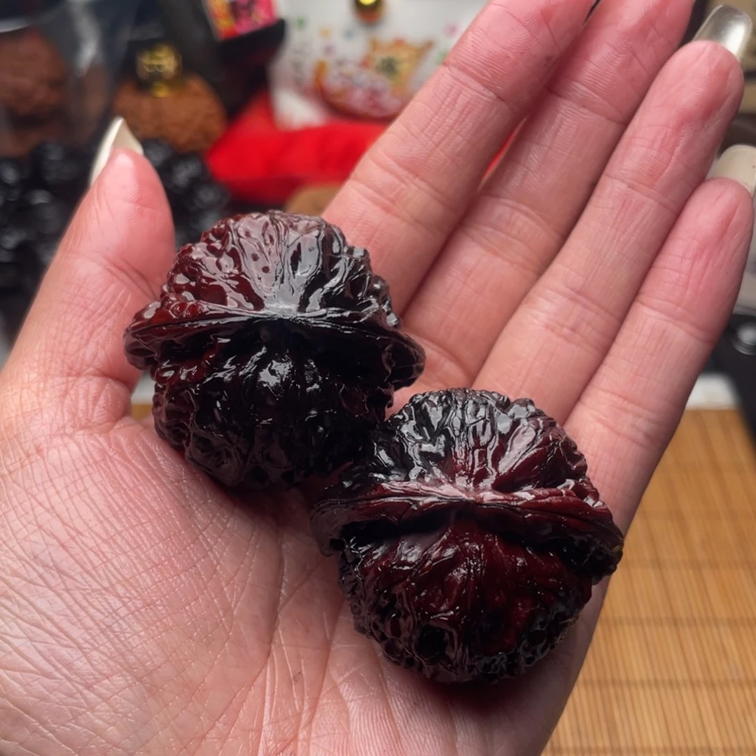 吊坠文玩核桃头货带彩酒红灯