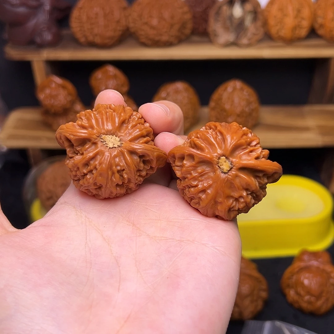 钻***石把件桃核宫灯福利