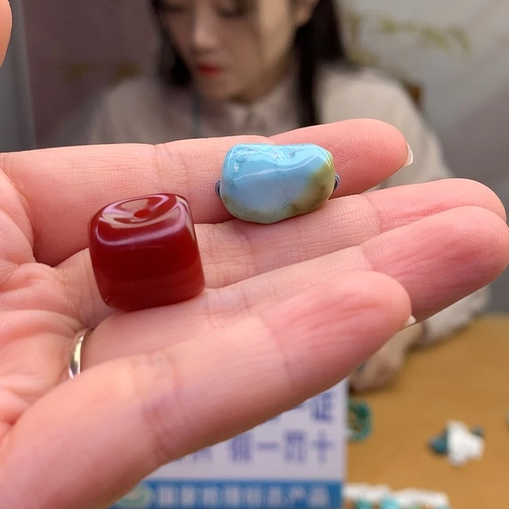 救***吧未镶嵌原矿玛瑙/玉髓