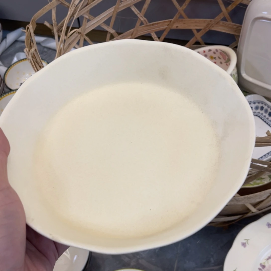 陶瓷微瑕餐具介意勿拍，满18飞！