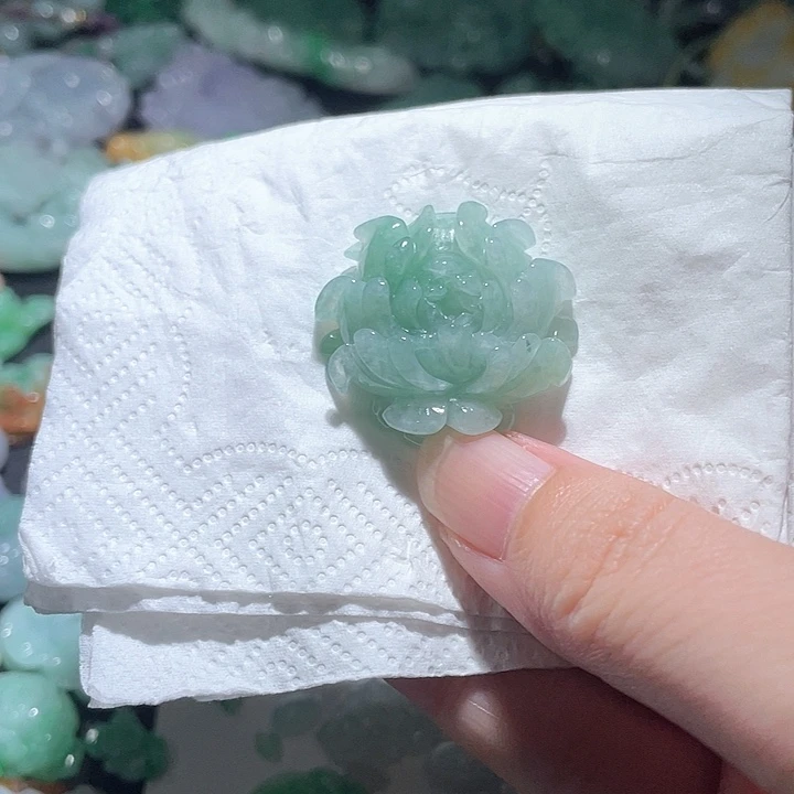 颈饰未镶嵌翡翠天