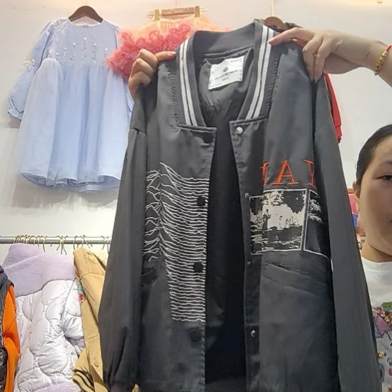 外套风衣150马。。。。。。