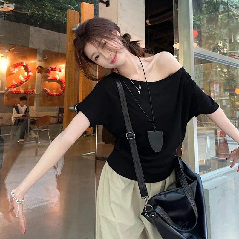 明星同款一字领斜肩短袖T恤女夏季2025新款宽松慵懒风高级感上衣
