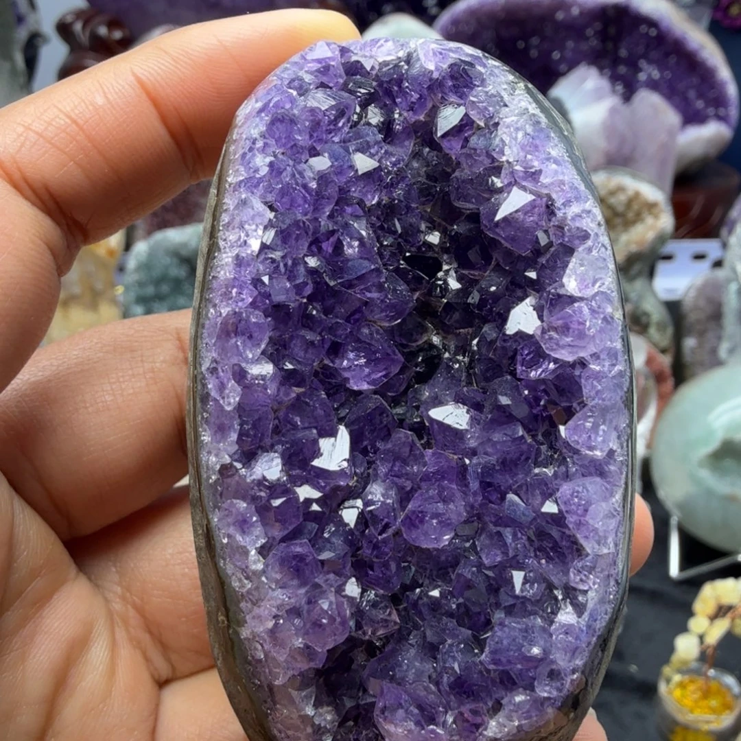 未镶嵌紫晶摆件乌拉圭