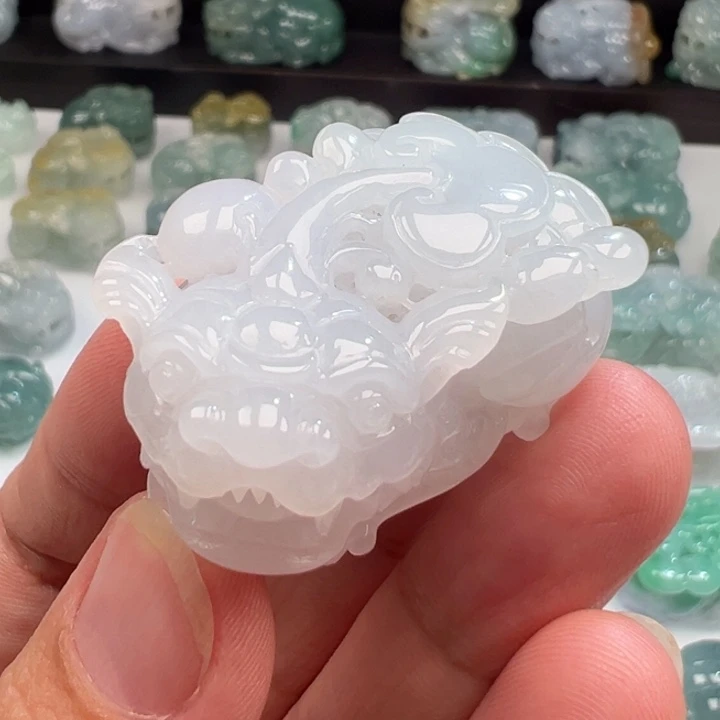 颈饰未镶嵌翡翠貔貅