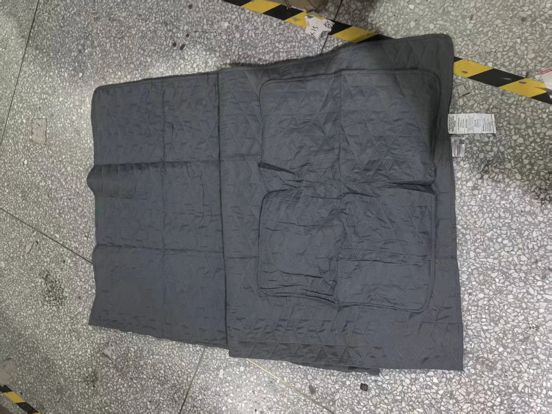 《厚广家》3楼170×210灰色薄款绗缝化纤床盖两件套 发1套