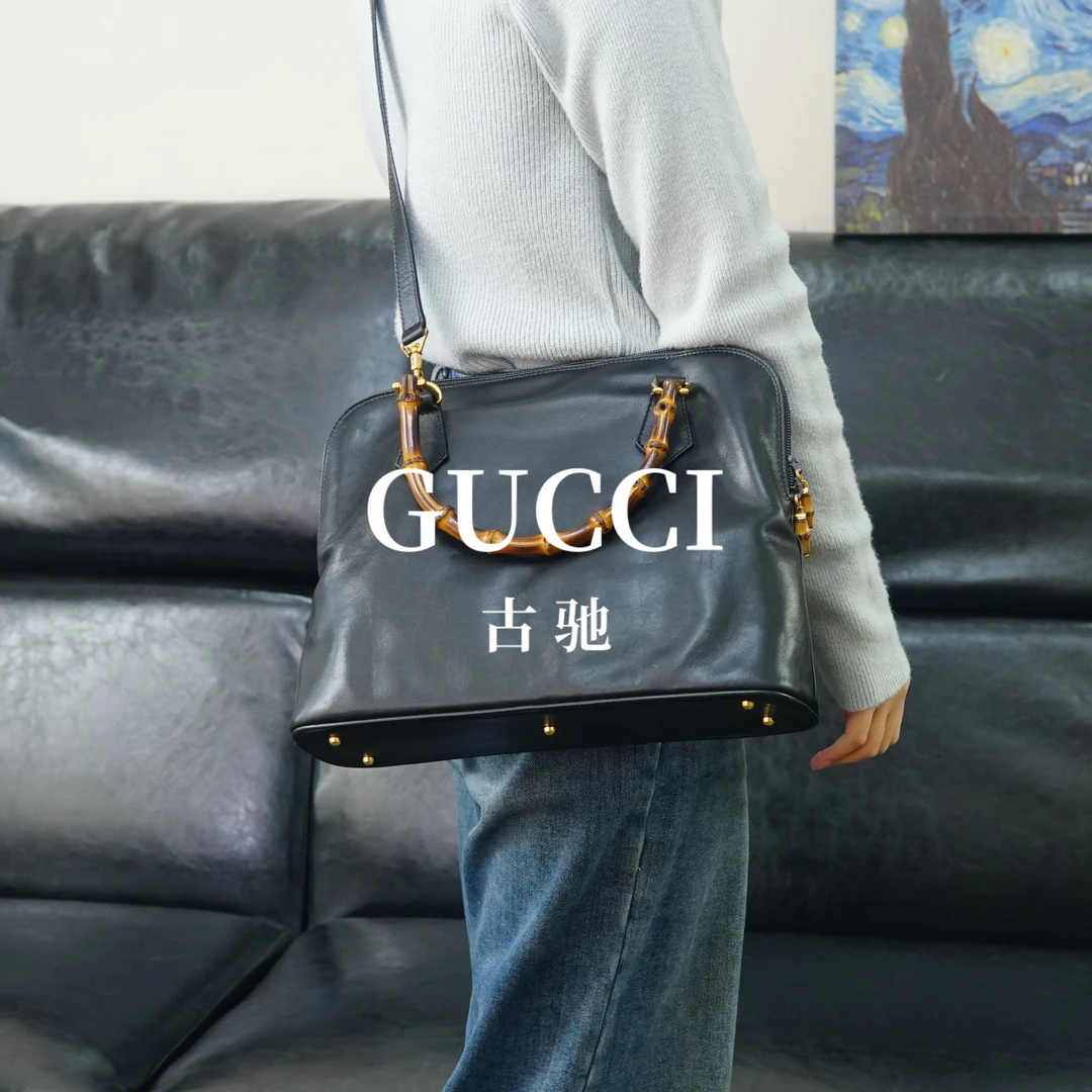 95新 GUCCI/古驰 黑色斜挎包/JJ01410411/0411