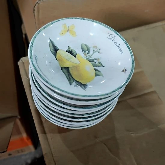 摆件陶瓷盘子碗啥都有