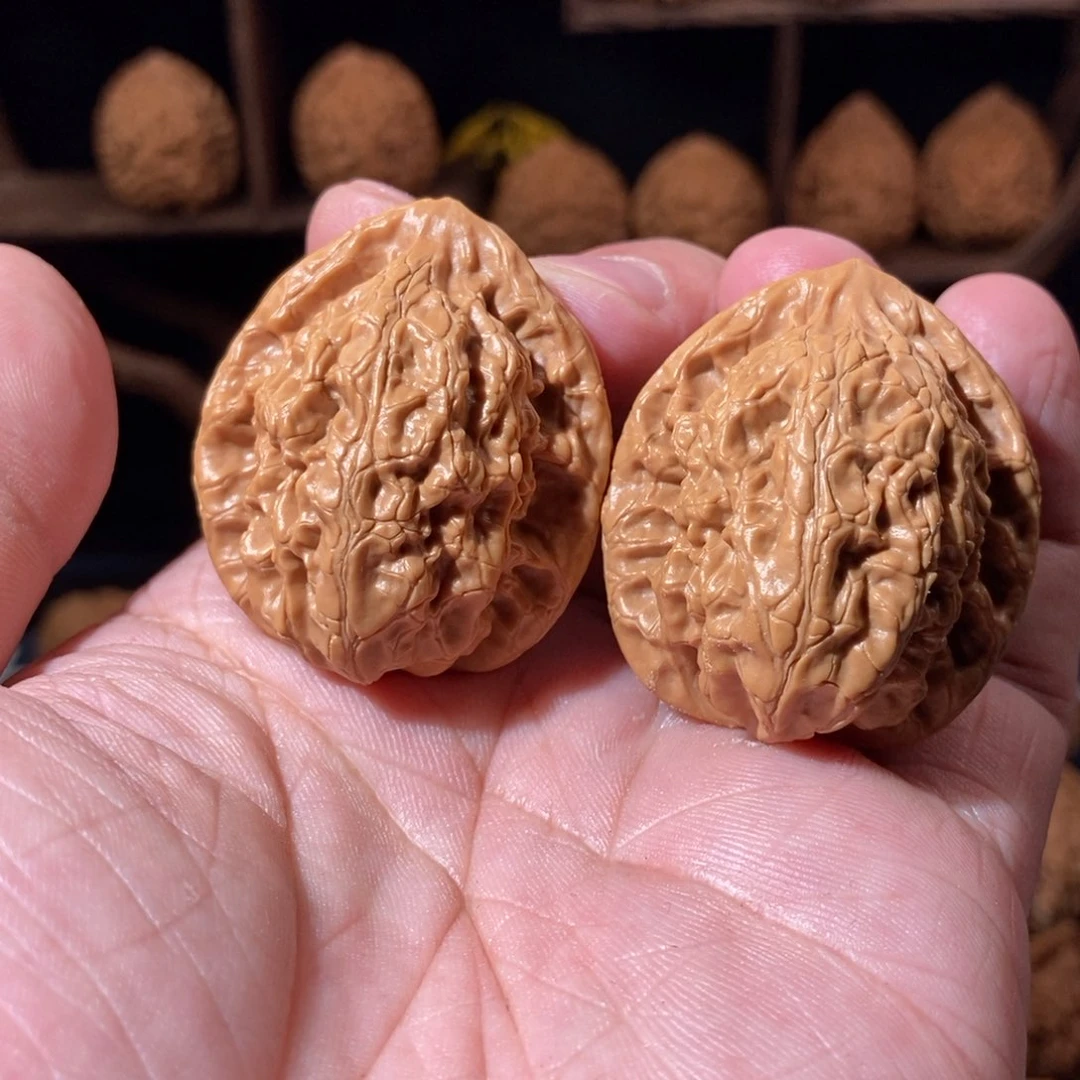 文玩核桃把件全品原生态玄武