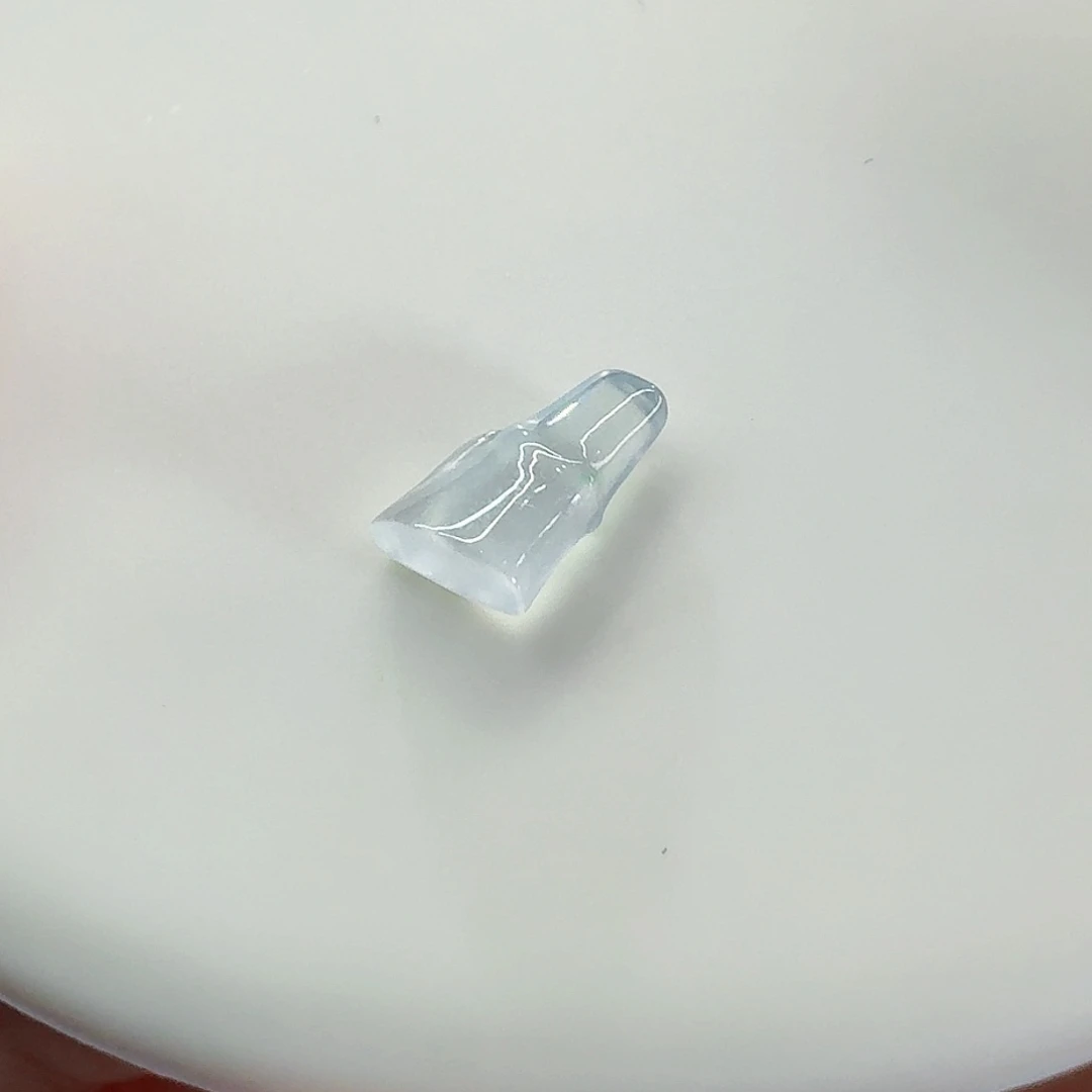 翡翠颈饰未镶嵌竹节