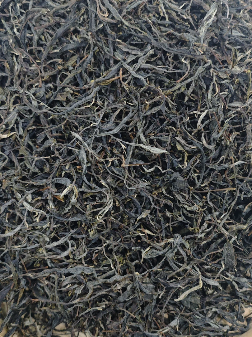 【茶农直供】 2025年滥田下寨薄荷塘古树 生茶 散茶 头春古树
