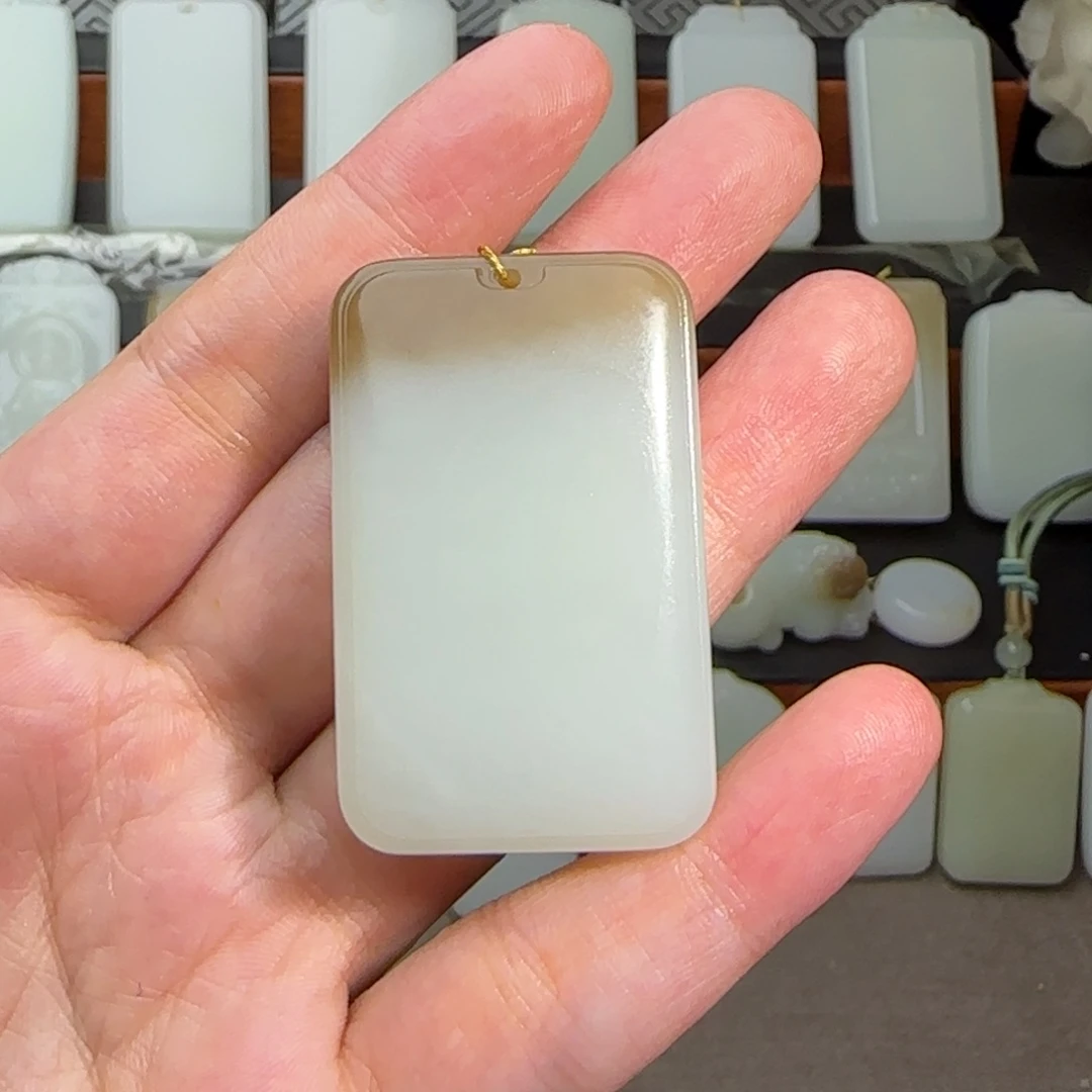 和田玉未镶嵌颈饰清*