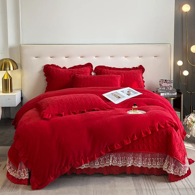 【倾城】加厚保暖韩版花边款纯色系牛奶绒夹棉床床盖款四件套防滑