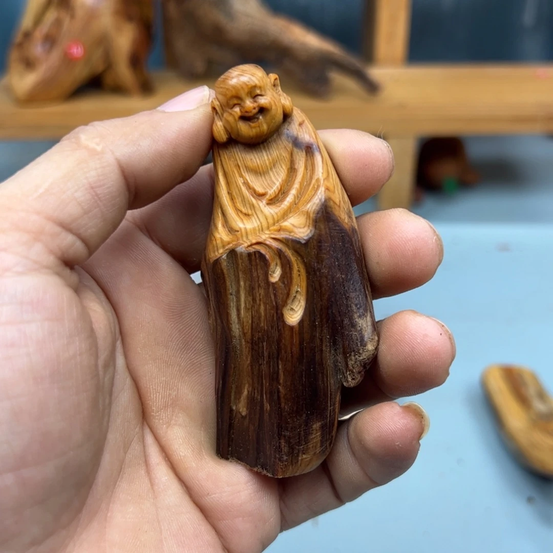 家***心木崖柏木摆件手把件
