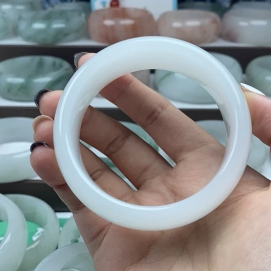 石英质玉（金丝玉）未镶嵌手镯