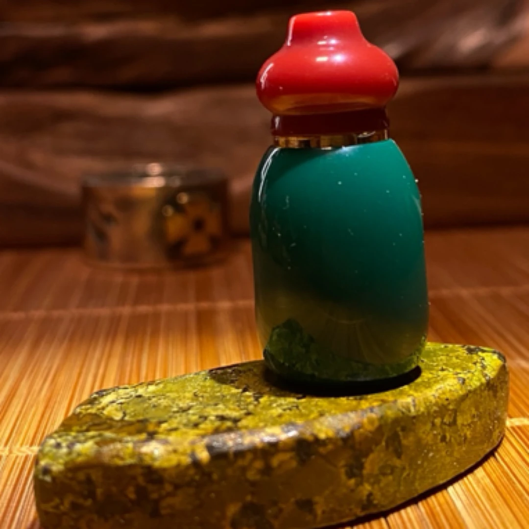 非金属仿珍珠手链 红色摆件文玩手串配饰搭配绿色手工百搭雕刻