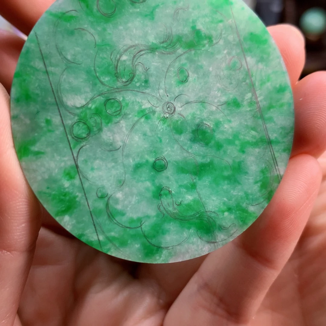 未镶嵌定制翡翠莫**人翡翠