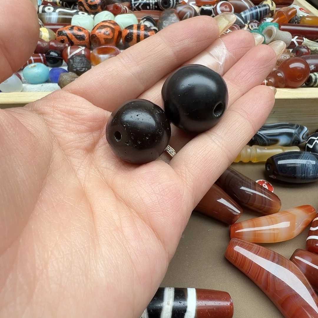 老***袁玛瑙/玉髓未镶嵌珠宝半成品