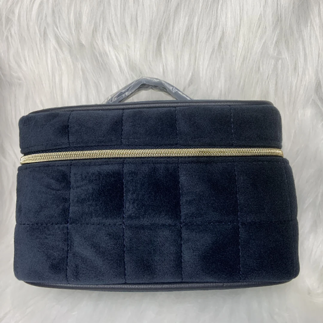 K091高颜值深蓝色水桶包包可手提的拉链款化妆洗漱收纳包包