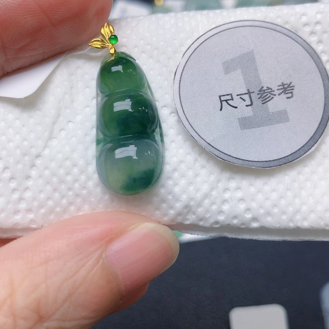 颈饰18K金镶嵌翡翠天然缅甸A货翡翠