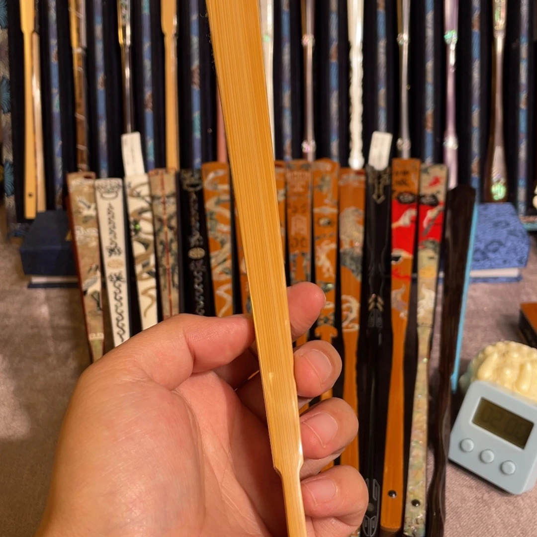 扇子手工制作工艺精湛