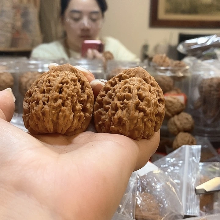 文玩核桃吊坠41天残脚蚂蚁王