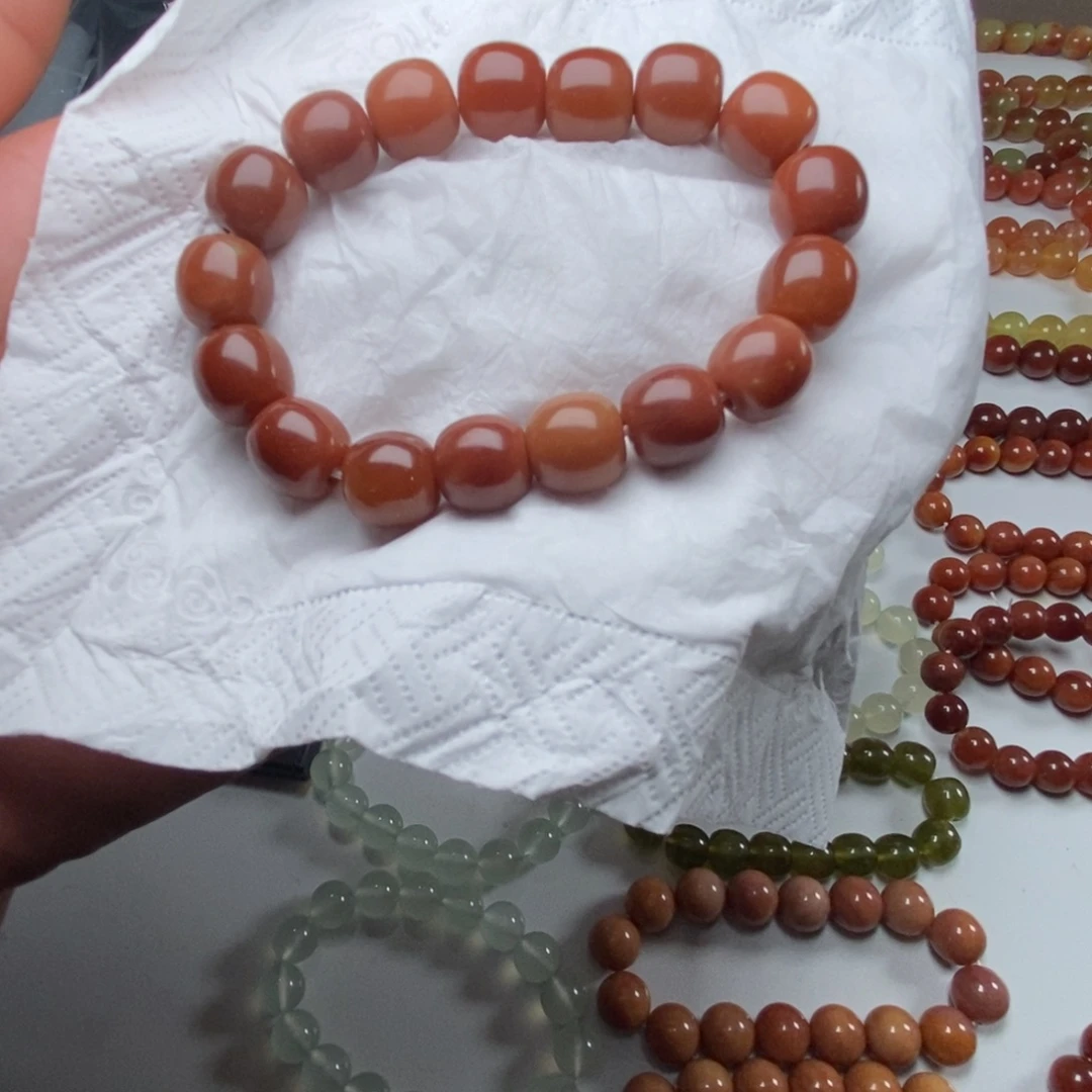 蛇纹石玉未镶嵌手链无科技辽阳红卡12老型