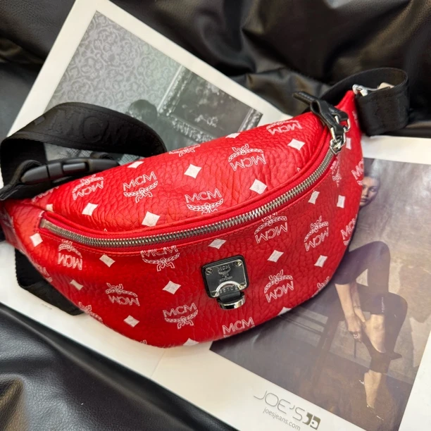 99新 MCM 大麦中古/mcm红色胸包/胸包