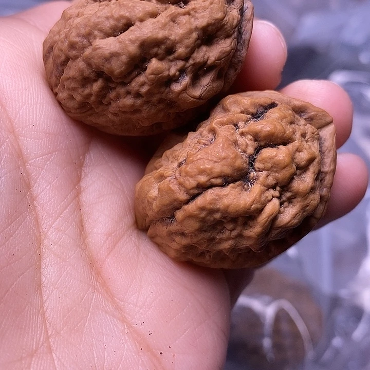 文玩核桃吊坠   85