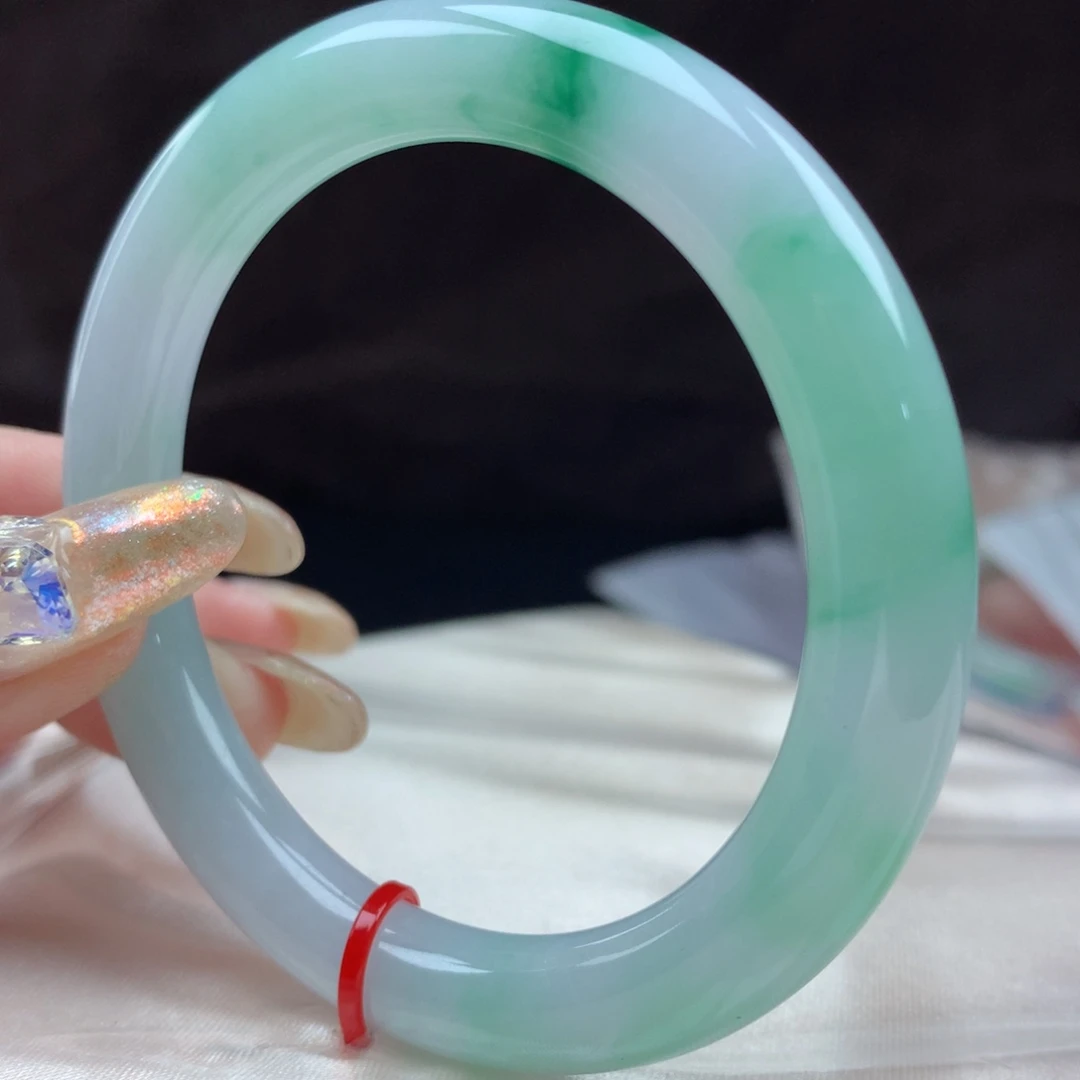 翡翠手镯（圆镯）未镶嵌96429，