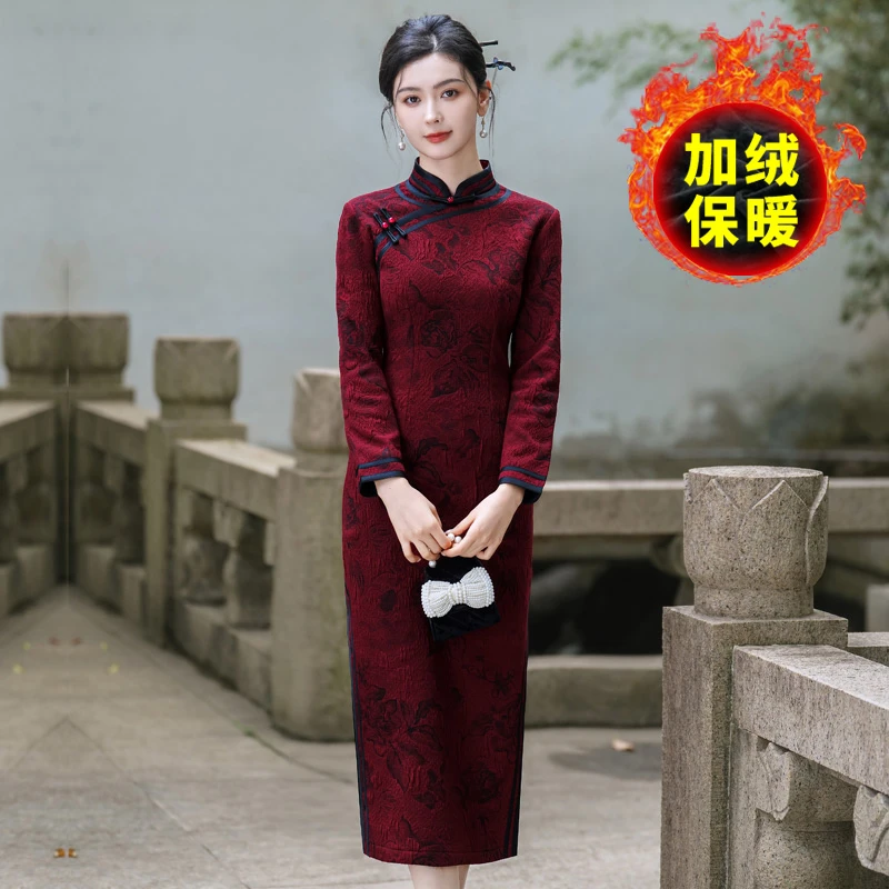 加绒保暖长款新中式旗袍连衣裙冬季新款妈妈装高端喜婆婆婚宴礼服