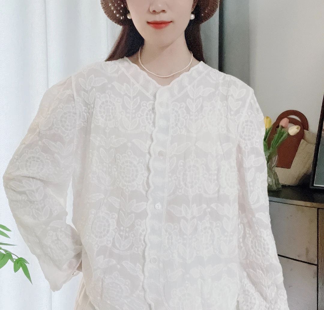 2025早秋新款文艺花边领蕾丝刺绣长袖棉麻衬衫女时尚百搭上衣