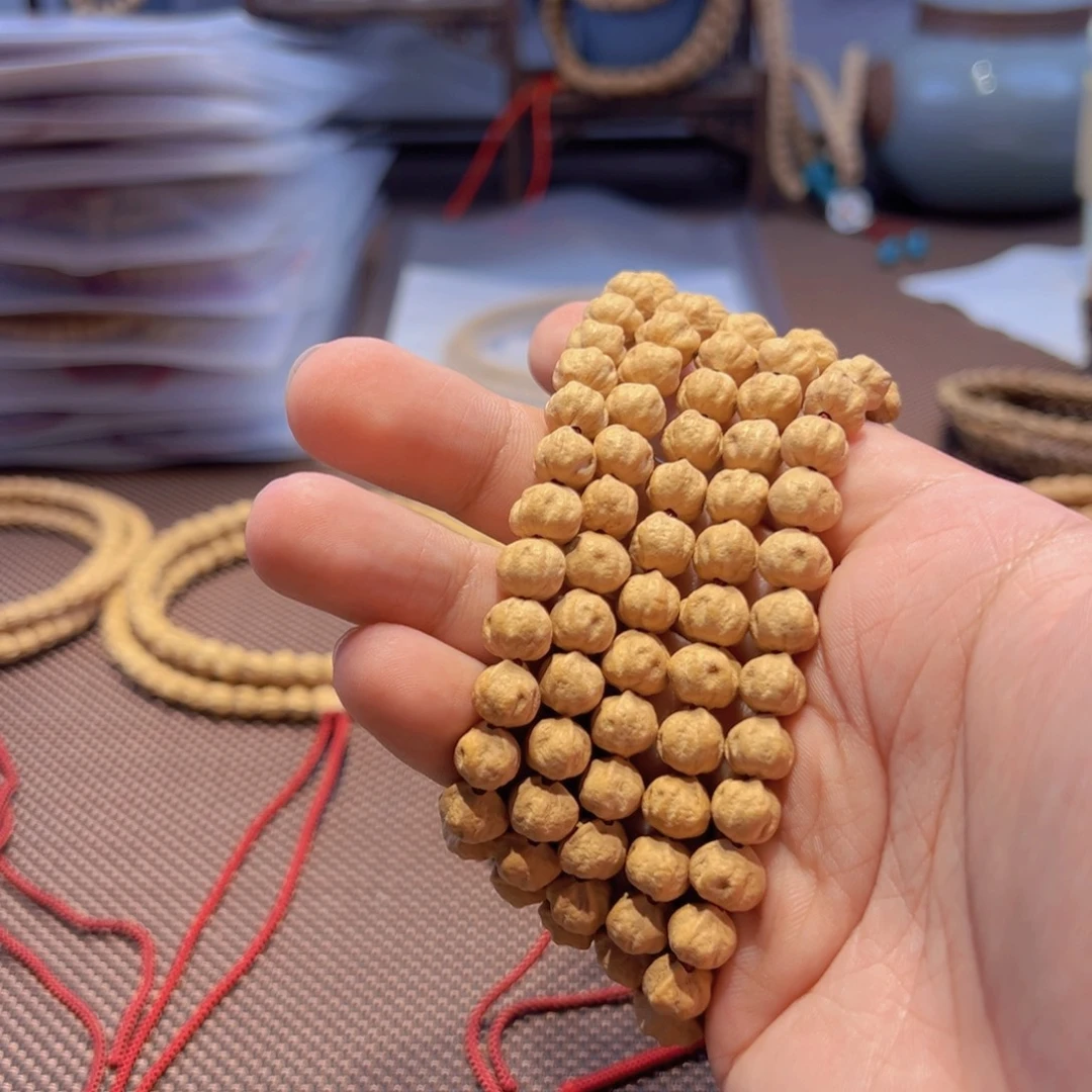 沙***腾柏香籽/百香籽吊坠