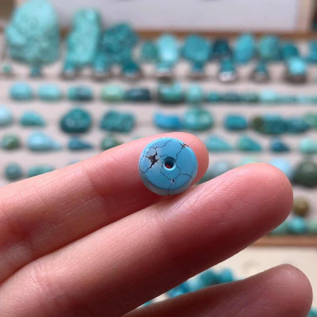 未镶嵌绿松石挂件鲸****?