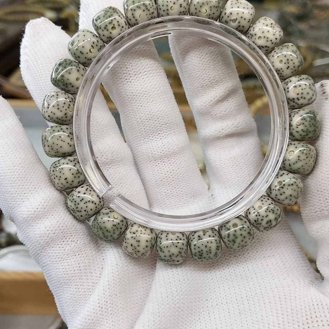 星月菩提手串杭***少10细星侧白绿