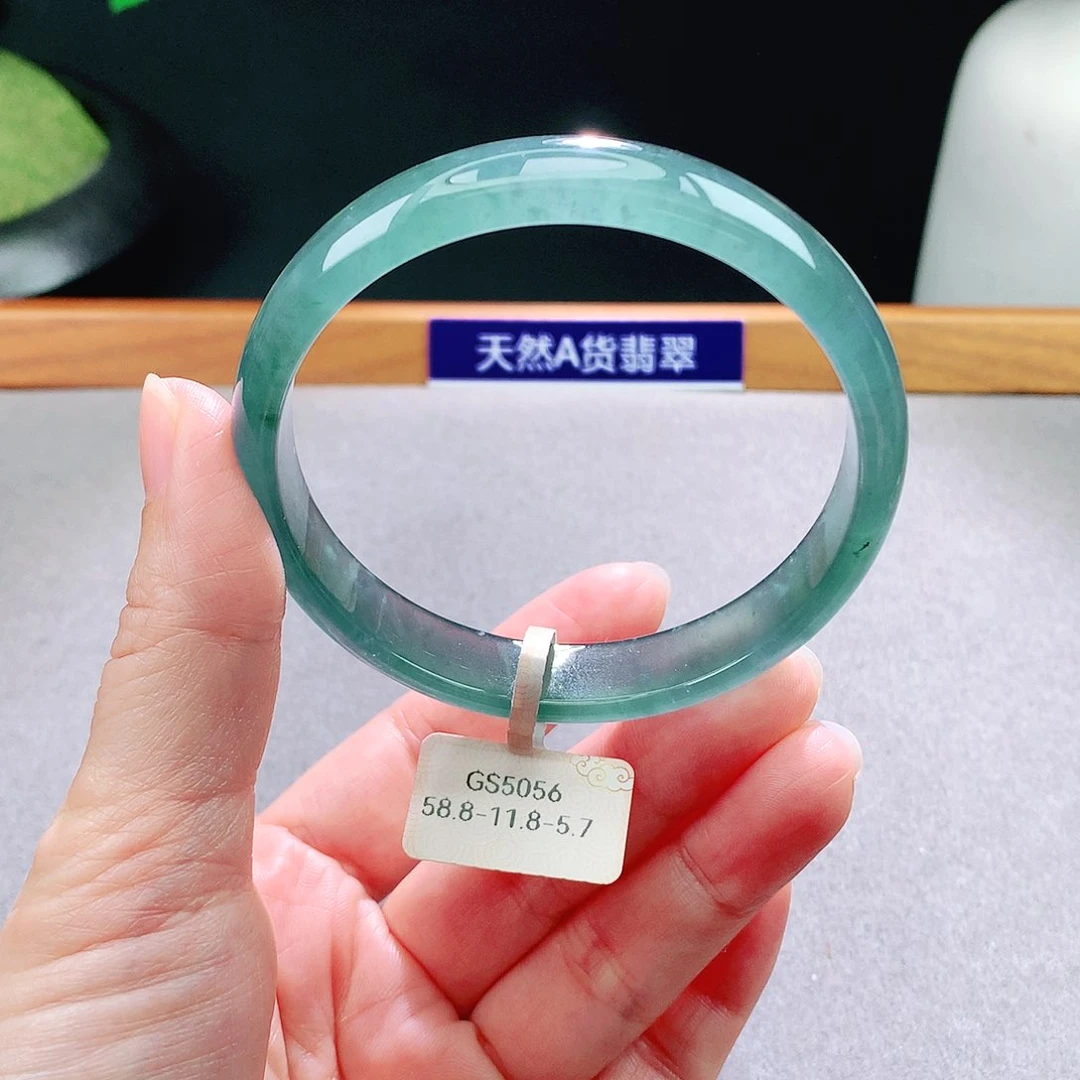 未镶嵌手镯翡翠天然翡翠手镯a货