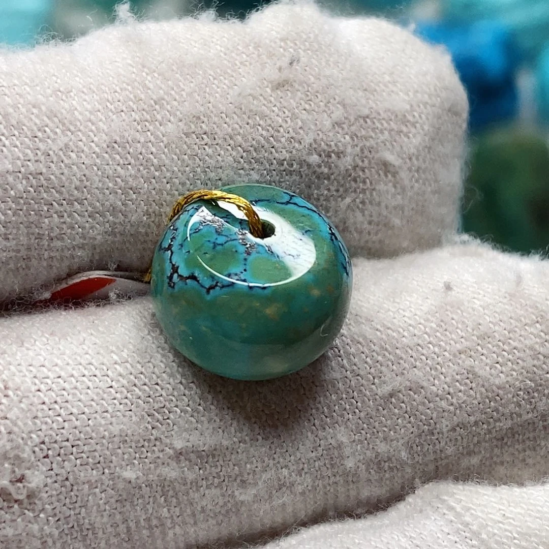 绿松石未镶嵌天然原矿 地大质检12.4mm