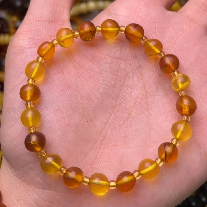 琥珀未镶嵌珠宝奇石