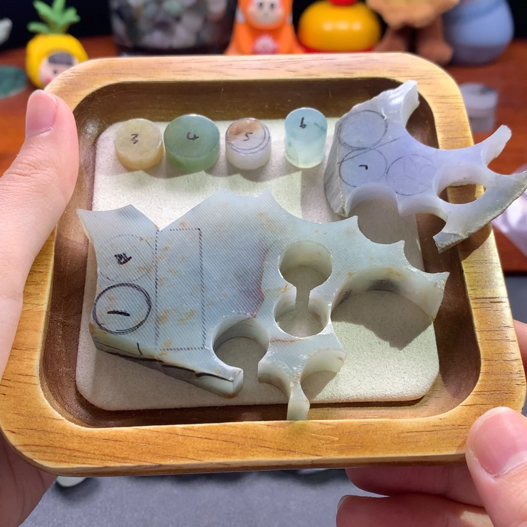 ****鼠定制翡翠未镶嵌7颗打包 宠爱价