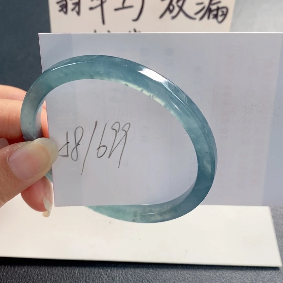未镶嵌手镯翡翠天然翡翠