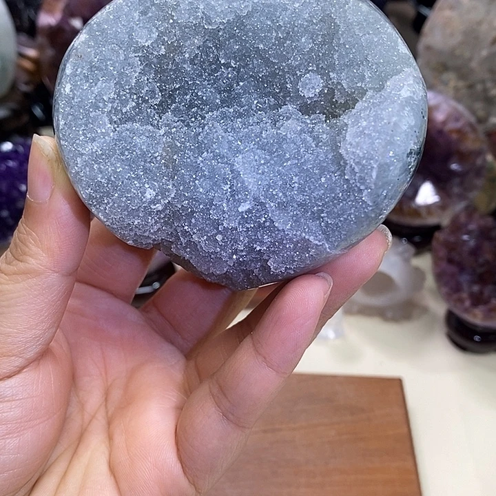 紫晶未镶嵌大型摆件（非配饰）