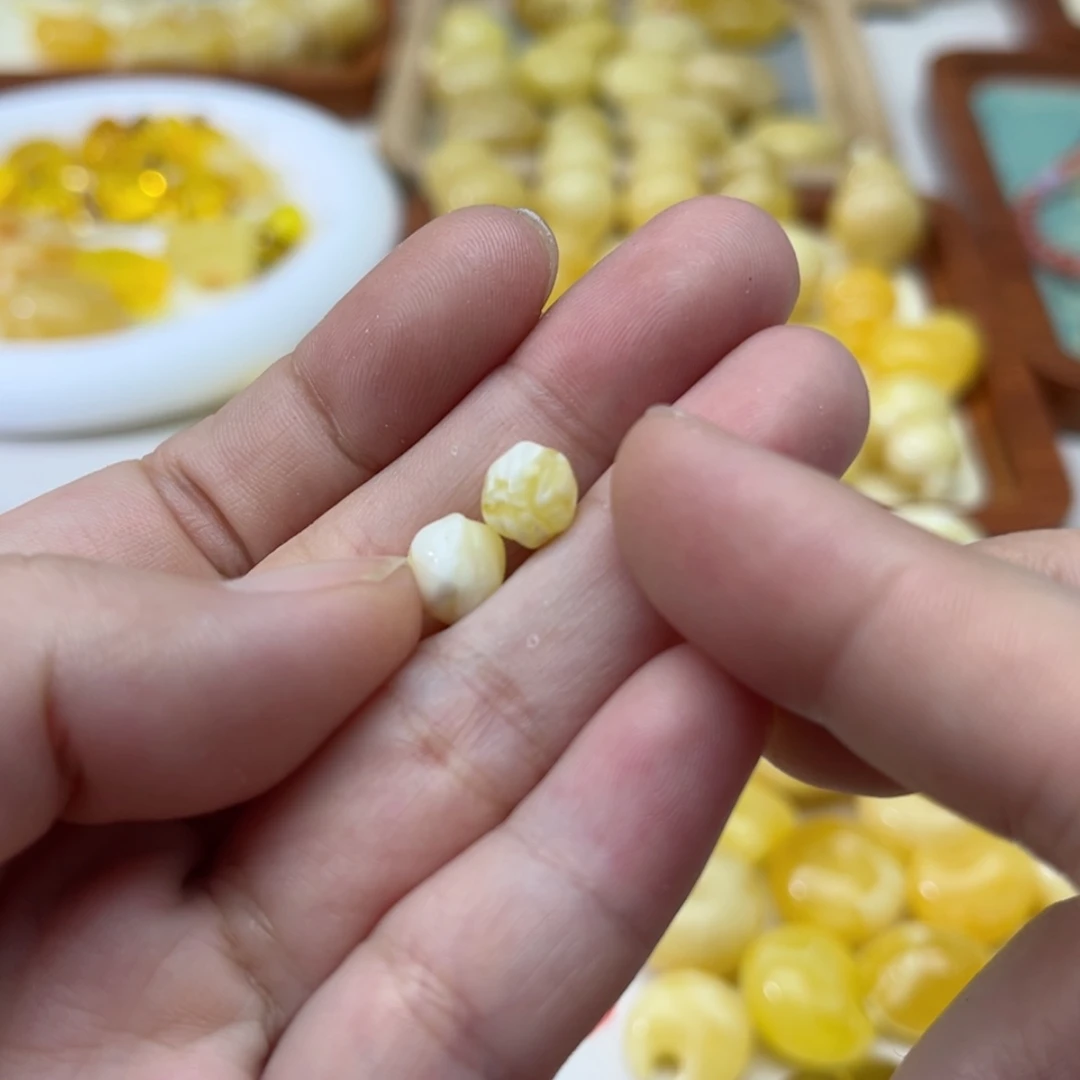 【闪购商品】未镶嵌蜜蜡裸石配饰