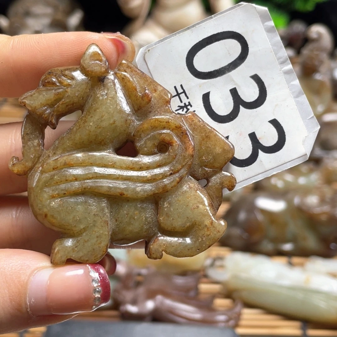 颈饰未镶嵌和田玉