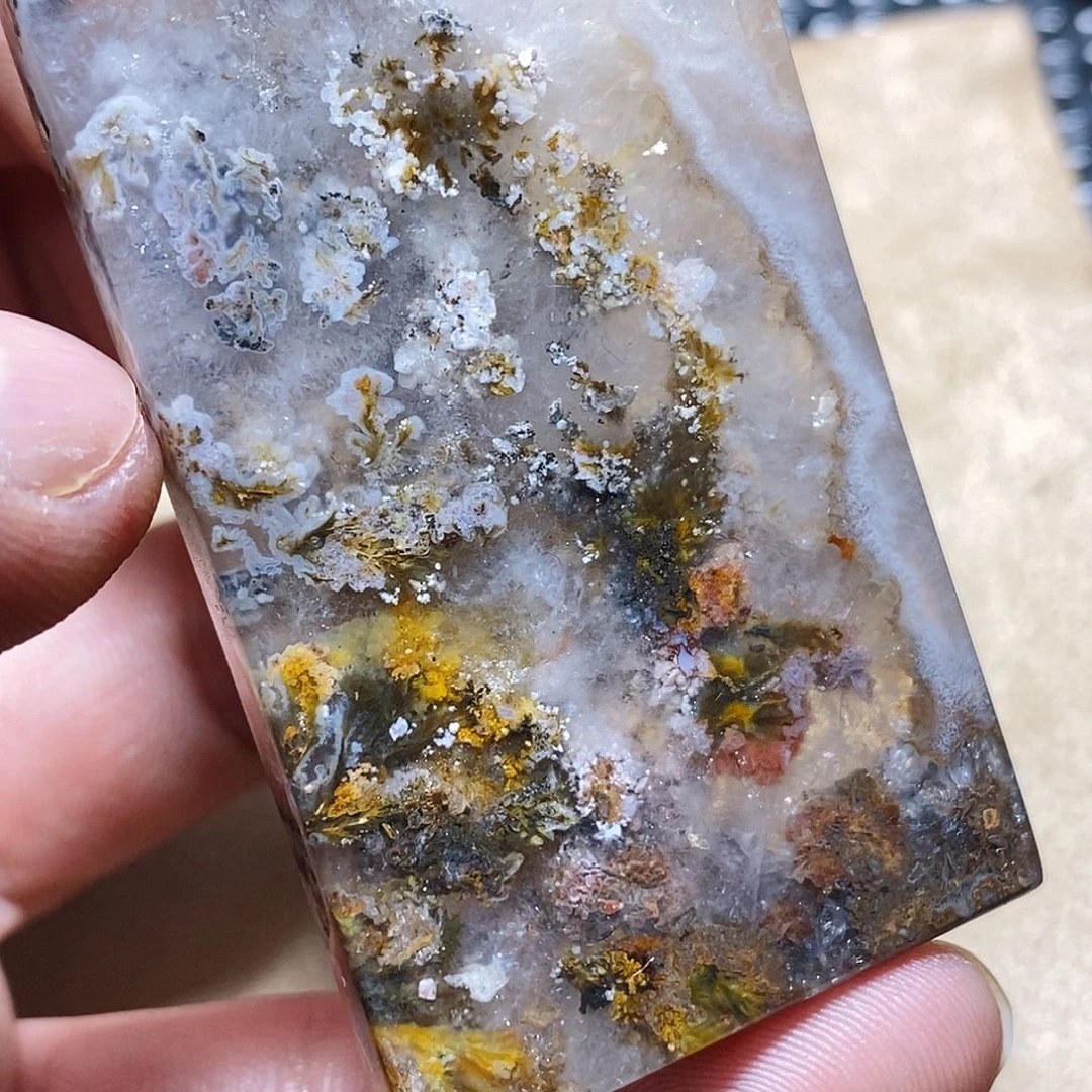 玛瑙/玉髓颈饰未镶嵌青**湖