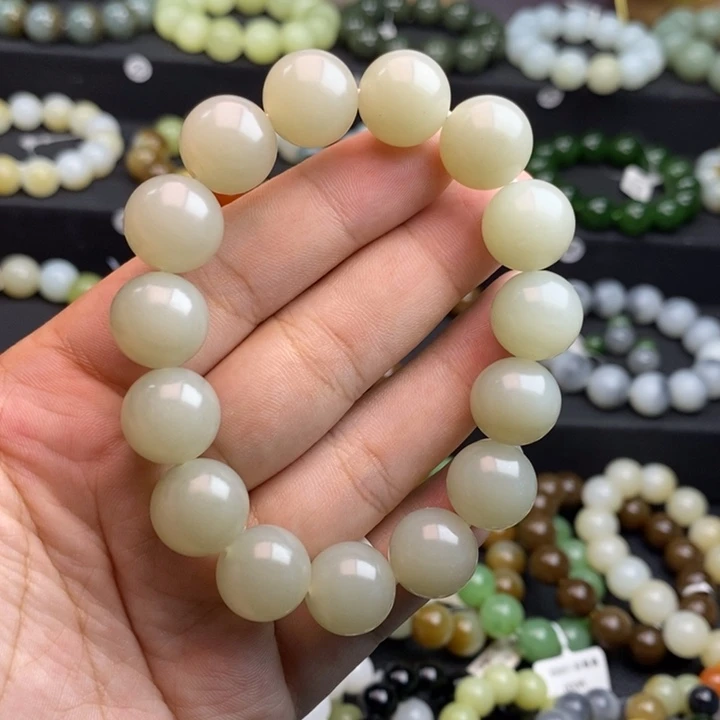 手串未镶嵌和田玉Q高青白卡14