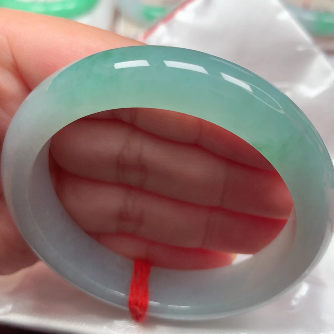 翡翠未镶嵌手镯29冰胶蓝有纹超美